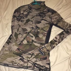 Under armour camo long sleeve